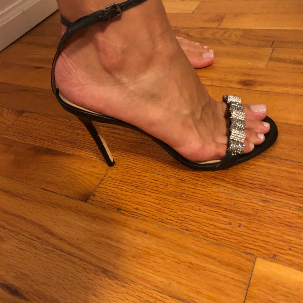 charles david black heels